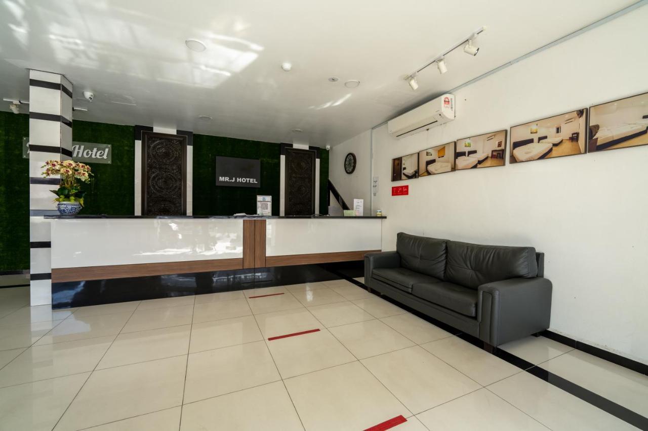 Mary J Hotel Family 10 Pax Room Kota Bharu Extérieur photo